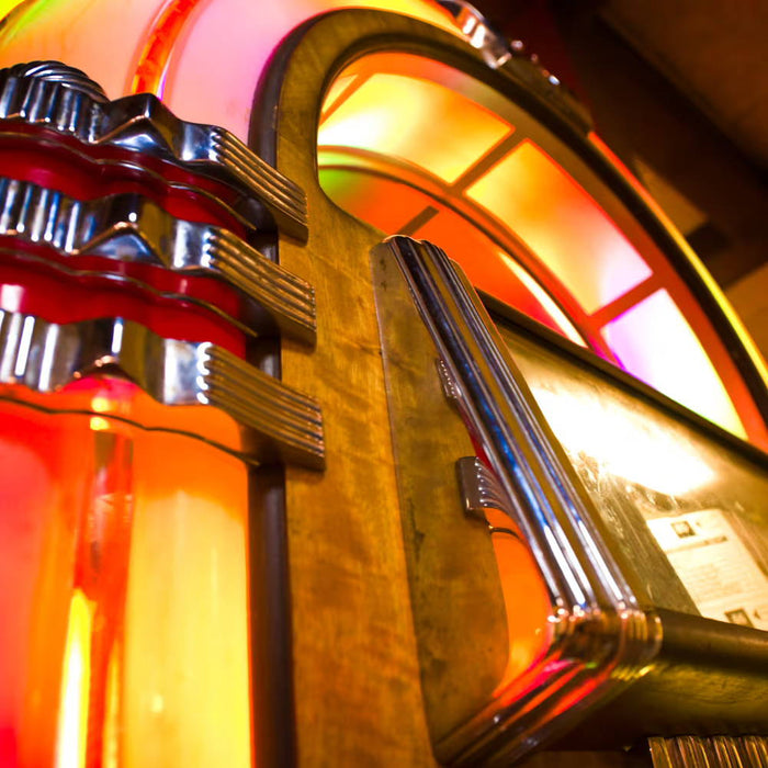 The Evolution Of Jukeboxes: From Rock-Ola To Modern Innovations In The UK