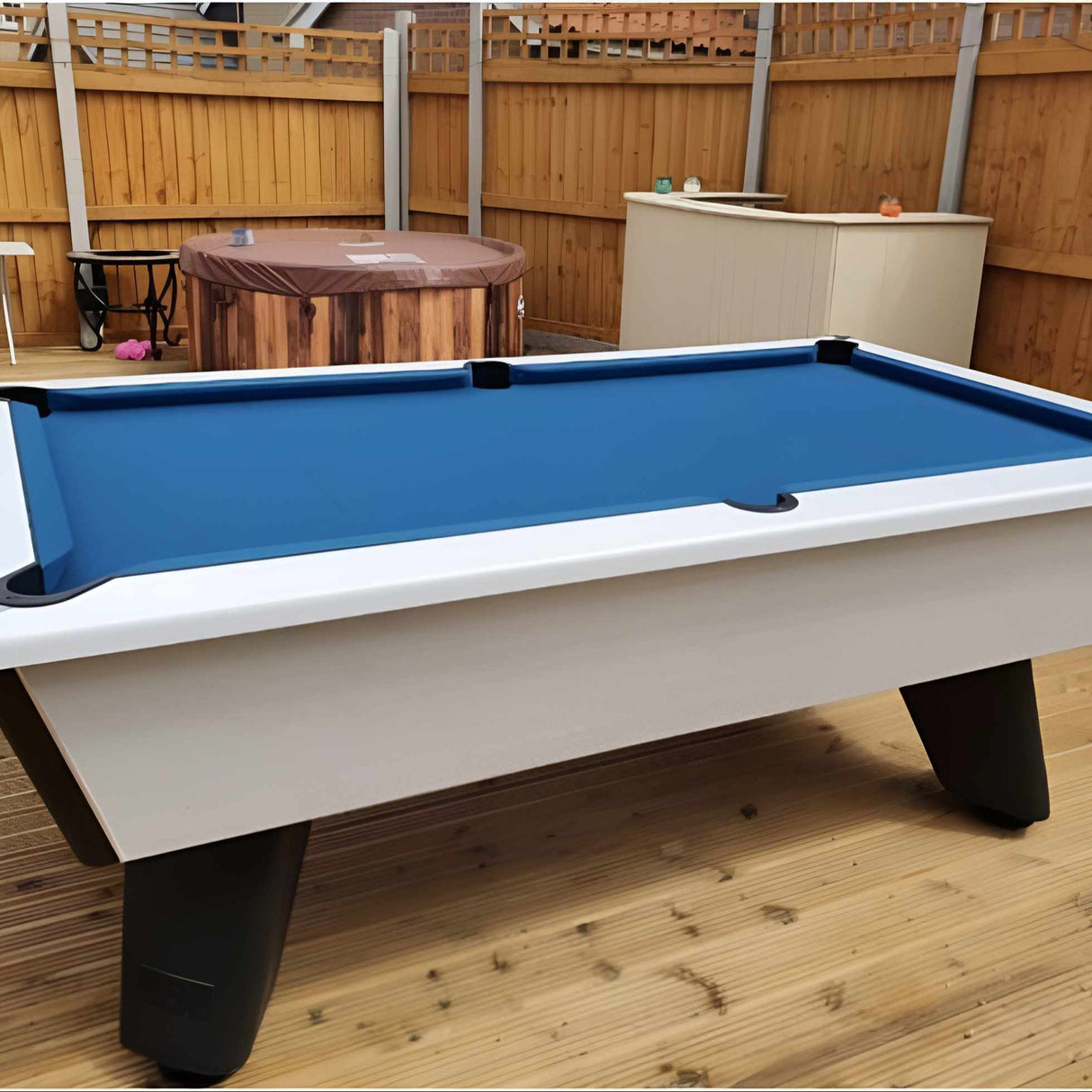 Cry Wolf Slate Bed Outdoor Pool Table - White - 6ft & 7ft